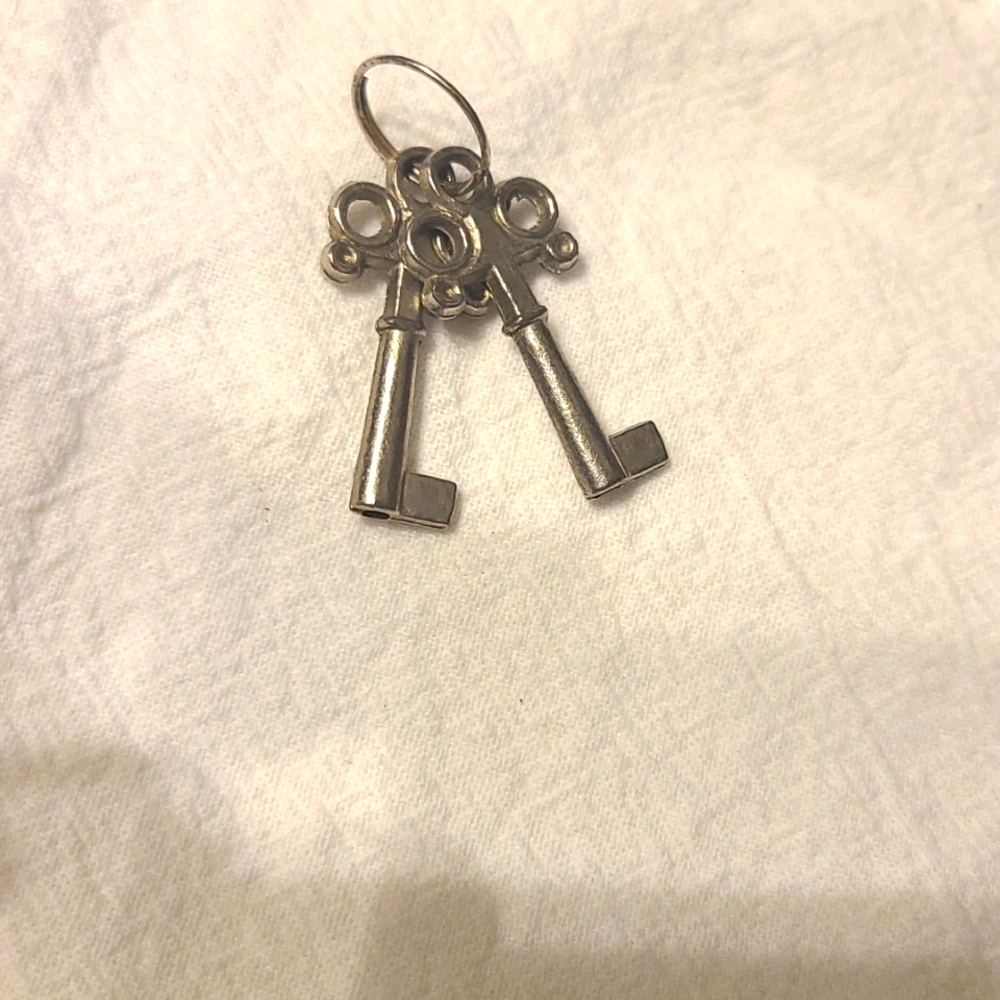 Vintage keys charm